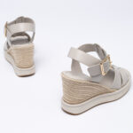 T-bar Leather wedges