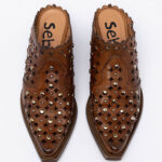 Δερμάτινα cowboy mules