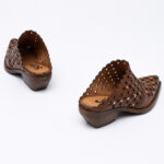 Δερμάτινα cowboy mules